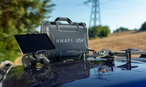 Parrot_ANAFI_USA_lifestyle_PACKSHOT